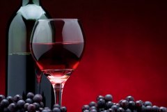 <b>電商改變酒業(yè)發(fā)展 天貓成酒水主平臺</b>